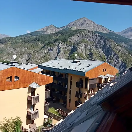 Apartment Joli Vue Montagne *